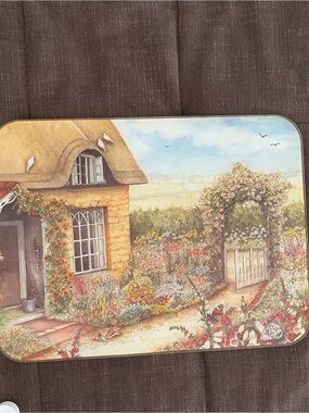 Vintage Cottage Garden Scene Tempered Glass Cutting Board in Multi-Color